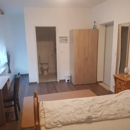 Ξενοδοχείο Lippborger-hof 4*