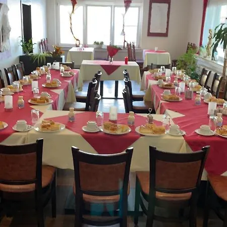Lippborger-hof 4*